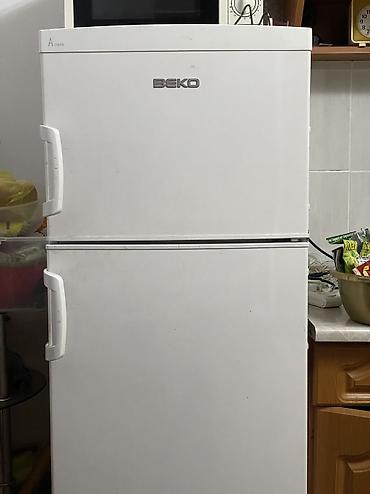 internet device: Холодильник Beko, Б/у, Двухкамерный — 1
