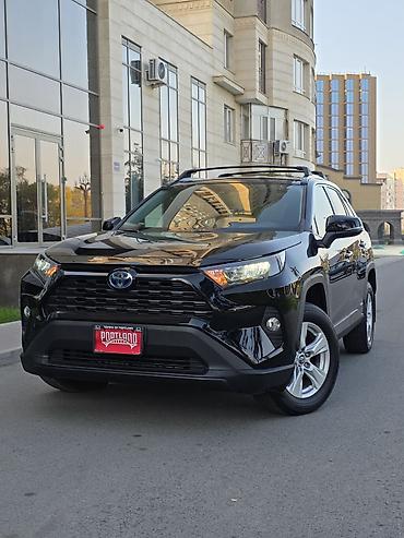 step 2: Toyota RAV4: 2019 г., 2.5 л, Вариатор, Гибрид, Кроссовер — 1