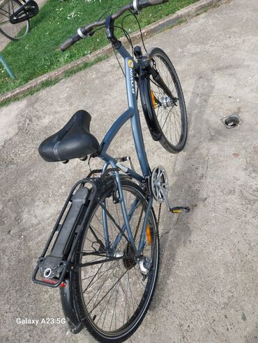 deciji bicikli na guranje: Bicikla je velicine tocka 28'' donesena iz nemacke cena 100€
