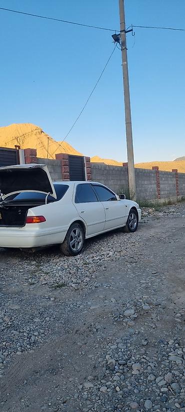 срочно авто продажа: Toyota Camry: 2001 г., 2.2 л, Автомат, Бензин, Седан — 3