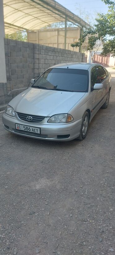 раф 4 2002: Toyota Avensis: 2002 г., 2 л, Автомат, Бензин, Хэтчбэк