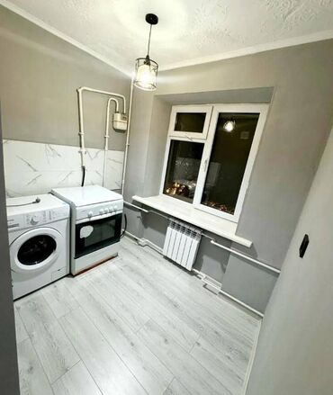 сдаю квартиру район пишпек: 1 комната, 28 м², Хрущевка, 3 этаж, Евроремонт