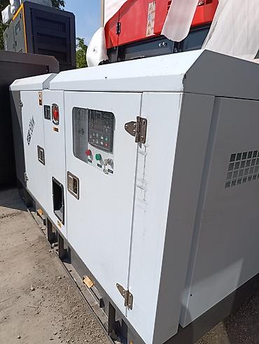 сварочный аппарат 2 в 1: Дизельный генератор GF3 50 kW в шумозащитном кожухе - Номинальная — 2