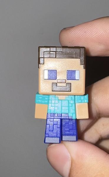 Minecraft mövzusunda mini fiqur – Steve - Material: möhkəm plastik -