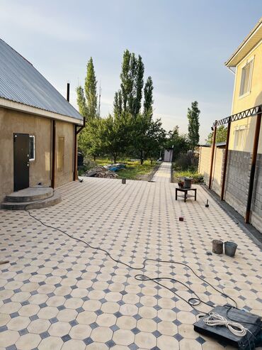 брусчатка жумуш: Укладка бурчадка 
Баардык туруу бар сатабыз,коюп беребиз