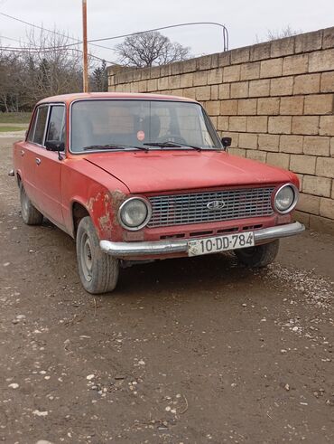 vaz 2101 faralari: VAZ (LADA) 2101: 1.3 l | 1973 il 36098 km Sedan