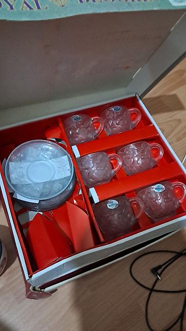 Digər dəstlər və servizlər: Mətbəx servisi dəsti - Sini: Sarı çərçivəli plastik/laminat — 2