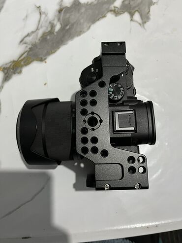 лж автомат: Клетка (кейдж) для беззеркальной камеры sony a7 |||, состояние почти