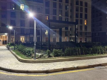 Uzunmüddətli kirayə mənzillər: Şəhər mənzili – geniş və işıqlı - Plan: ayrı qonaq otağı və yataq — 22