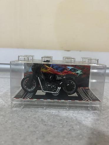 Masaüstü kolleksiya üçün miniatür avtomobil modeli. - Model: Klassik — 6