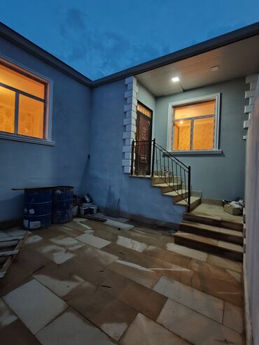 heyet evi aliram: Поселок Бинагади 2 комнаты, 80 м², Нет кредита, Свежий ремонт