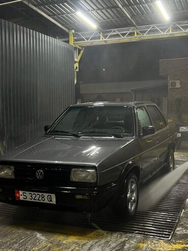 Volkswagen: Volkswagen Jetta: 1991 г., 1.8 л, Механика, Бензин, Седан