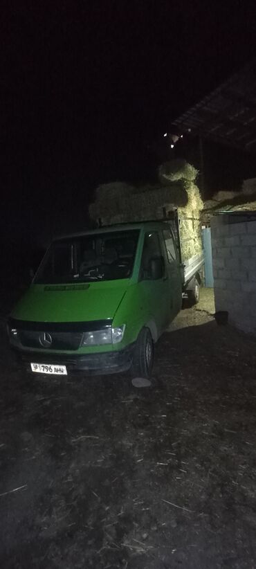 Легкий грузовой транспорт: Легкий грузовик, Mercedes-Benz, Дубль, 3 т, Б/у at lalafo.kg — 5 Легкий грузовой транспорт: Легкий грузовик, Mercedes-Benz, Дубль, 3 т, Б/у — 5