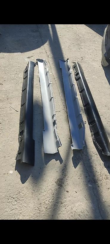 bmw e60 ehtiyat hisseleri: BMW E34 qapinin alt plasmaslari (padnoska )
fiberglass — 1