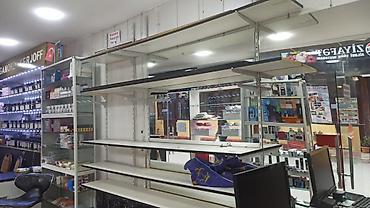 laçın: Mağazada arenaya yer verilir.Metro X.Dostlugu Laçın ticarət mərkəzi — 2