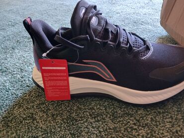 прокат национальных костюмов для детей: Кроссовки, 39.5, Anta, Новый, цвет - Черный