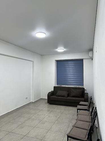 Коммерциялык мүлк: Кеңселерди сатуу 70 м², Ремонту бар, Көп кабаттуу имарат, 1 кабат — 6