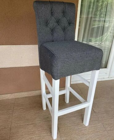 Stolice: Barske stolice sa naslonom – tapacirane, udobne i stabilne - Dizajn — 5