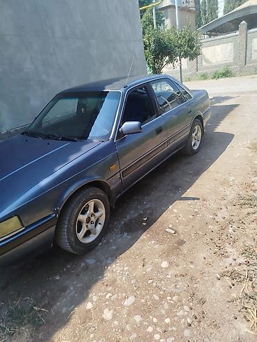 комбин: Mazda 626: 1989 г., Механика, Бензин, Седан — 3