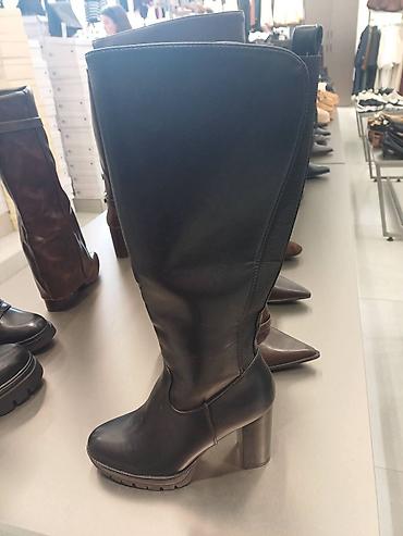 beti metlika outlet: I jos novih modela čizmi birajte. od 5500 do 7500 zavisno od modela — 6
