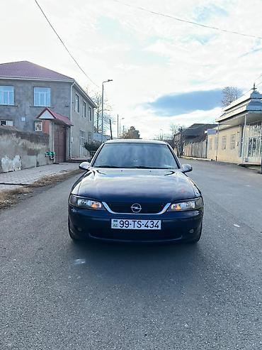 Opel: Opel Vectra: 1.6 l | 1999 il 47187 km Sedan — 1