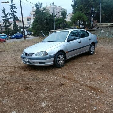 Toyota: Toyota Avensis: 1.6 l. | 2001 έ. Λιμουζίνα — 4