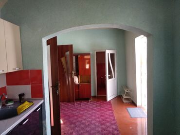 Bağ evlərinin kirayəsi: 50 kv. m, 2 otaqlı, Hovuzsuz, Qaz, İşıq, Kanalizasiya — 12