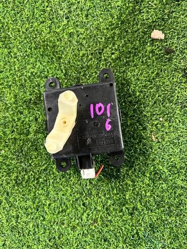 продаю корпус термостата на ниссан п 10: Сервопривод печки NISSAN Primera 2003 (б/у)