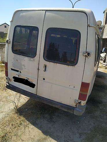 raf satilir: Ford Transit: 2 l | 1991 il 300000 km Van body type — 5