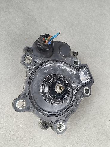 Toyota prius 30 kuza su pompası.Məhsul: Avtomobil üçün vakuum nasosu