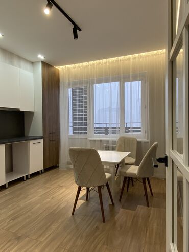 Продажа квартир: 2 комнаты, 79 м², 3 этаж