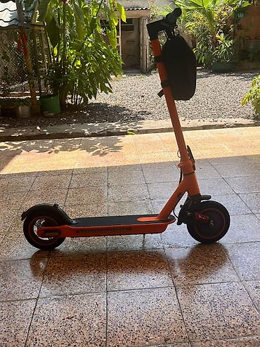 elektron saz: Elektrik skuter – narıncı rəng Xüsusiyyətlər: - Geniş, sürüşməyə — 1