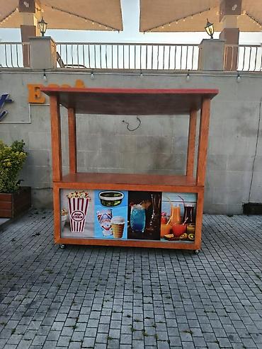 köşk satışı: Məhsul stendi satılır. Maraqlananlar 0703293003 nömrəsi ilə əlaqə — 1