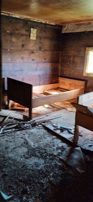 Kuće na prodaju: 28 kv. m, 1 soba — 8