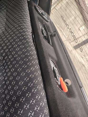 VAZ (LADA): Avtomobil: Sedan, 4 qapı, bordo rəng Marka/model: (şəkildən görünən) — 10