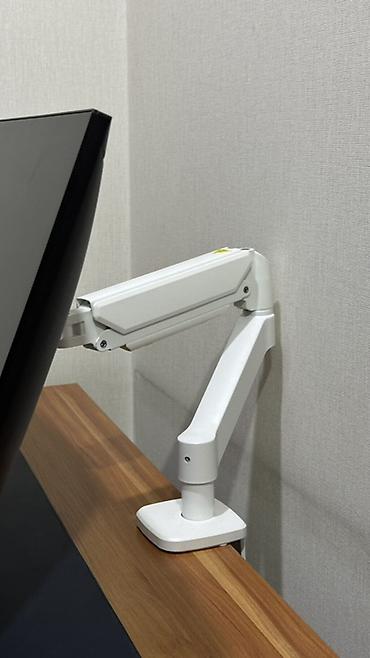 vesa: Кронштейн для монитора Vesa 75x75/100x100 Грузоподъемность до 10 кг — 8