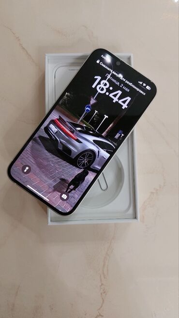 iphone x qiymətləri: IPhone 13, 256 GB, Ağ, Zəmanət, Barmaq izi, Simsiz şarj