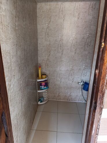 Uzunmüddətli kirayə mənzillər: 2 otaqlı mənzil – mətbəx və qonaq otağı mebellə Təsvir: - İşıqlı — 6