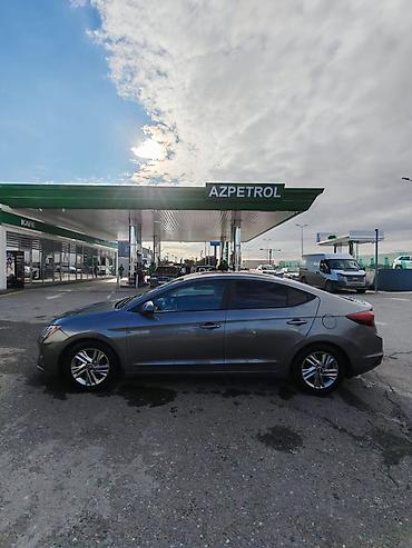 spoiler elantra 2017: Hyundai Elantra sedan - Korpus: 4 qapılı sedan, boz (metallik) rəng - — 3
