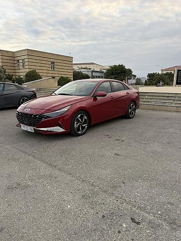 yan guzgulər s: Hyundai Elantra Limited – qırmızı sedan Texniki və dizayn: - Korpus — 5
