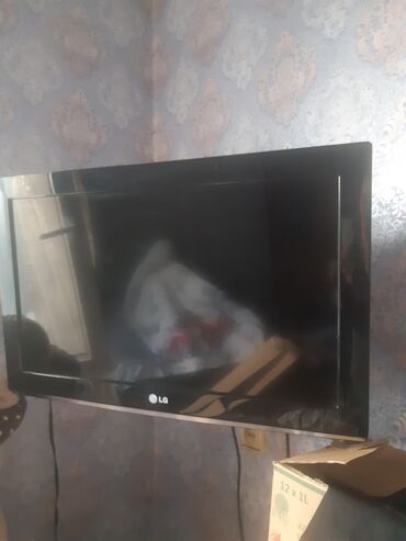 televizor satılır: İşlənmiş Televizor LG 82" Ünvandan götürmə