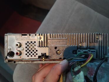 автомагнитола с usb: Колдонулган, 1-DIN, Системасыз, Оперативдик эс-тутумсуз ГБ ОЭТ, Камтылган эс-тутумсуз Гб ПЗУ