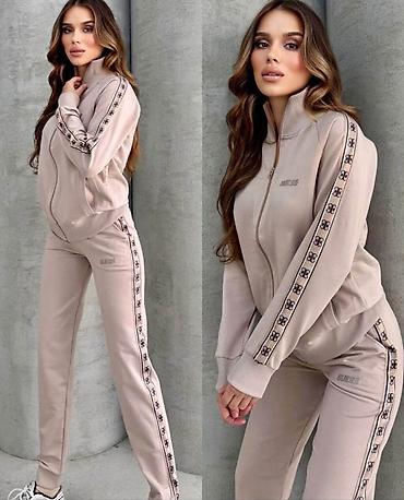 zenske teretane nis: Ženske trenerke S, M, L, XL veličine za 5600 din
pb — 3