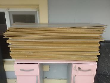 Laminat: Salam satılır laminat döşəmə təzə kim Qalıb hamsi bir yerde 70 manat — 2
