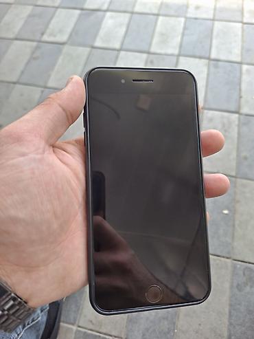 Apple iPhone: IPhone 7 Plus, 128 GB, Qara, Barmaq izi — 2