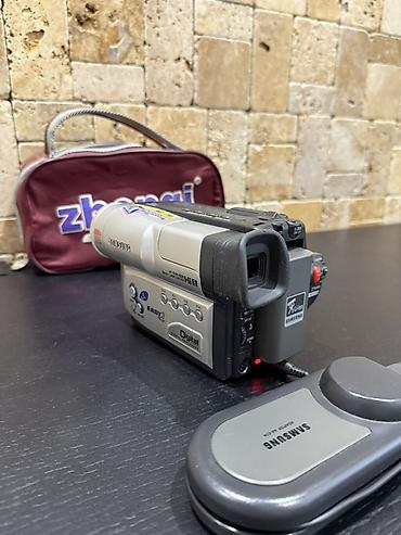 Videokameralar: Samsung VP-W80 EZR Hi8 videokamera - Format: 8 mm Hi8 kaset - — 6