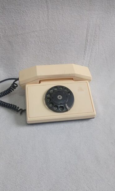 Stasionar telefonlar: СССР istehsali telefon ela veziyyetde iwlekdi