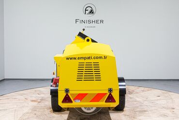 Аппараты для штукатурки и шпаклевки: Агрегат сатылат в наличии бар срочно штукатурка кылганы штукатурный — 18