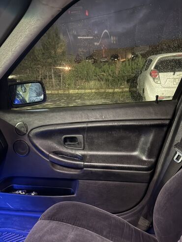 BMW: BMW 3 series: 2 l | 1994 il Sedan — 10