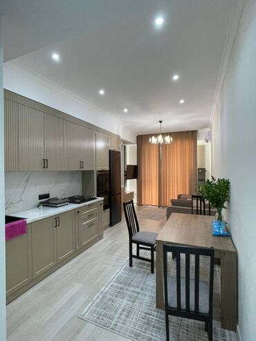 ищу долгосрочную квартиру г ош: 3 комнаты, Риэлтор, Без подселения, С мебелью полностью